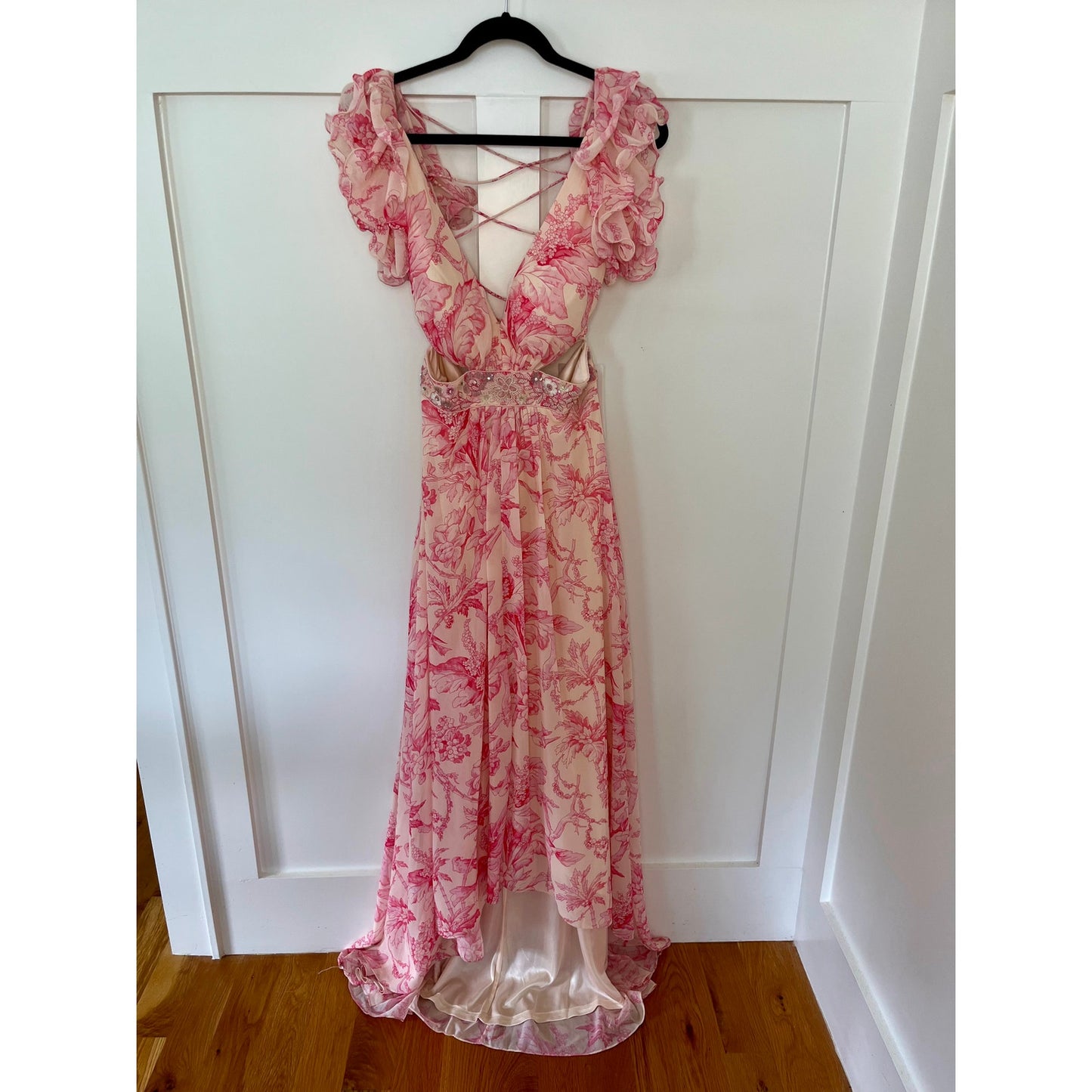 NEW NWT Mac Duggal 9161 Floral Flutter Cap-Sleeve V-Neck Lace-Up Gown Pink Combo Size 8