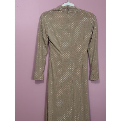 Show Me Your Mumu All Out Maxi Dress in Taupe Size Medium