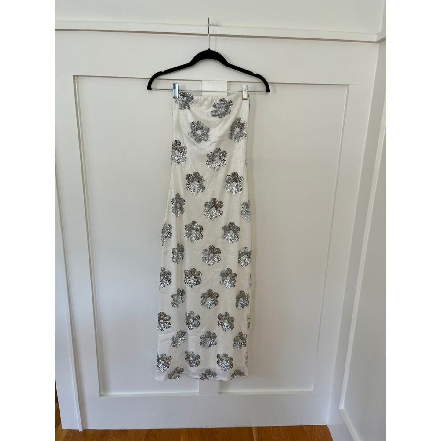 NEW NWT Show Me Your Mumu Taylor Tube Midi Dress White Silver‎ Size XS