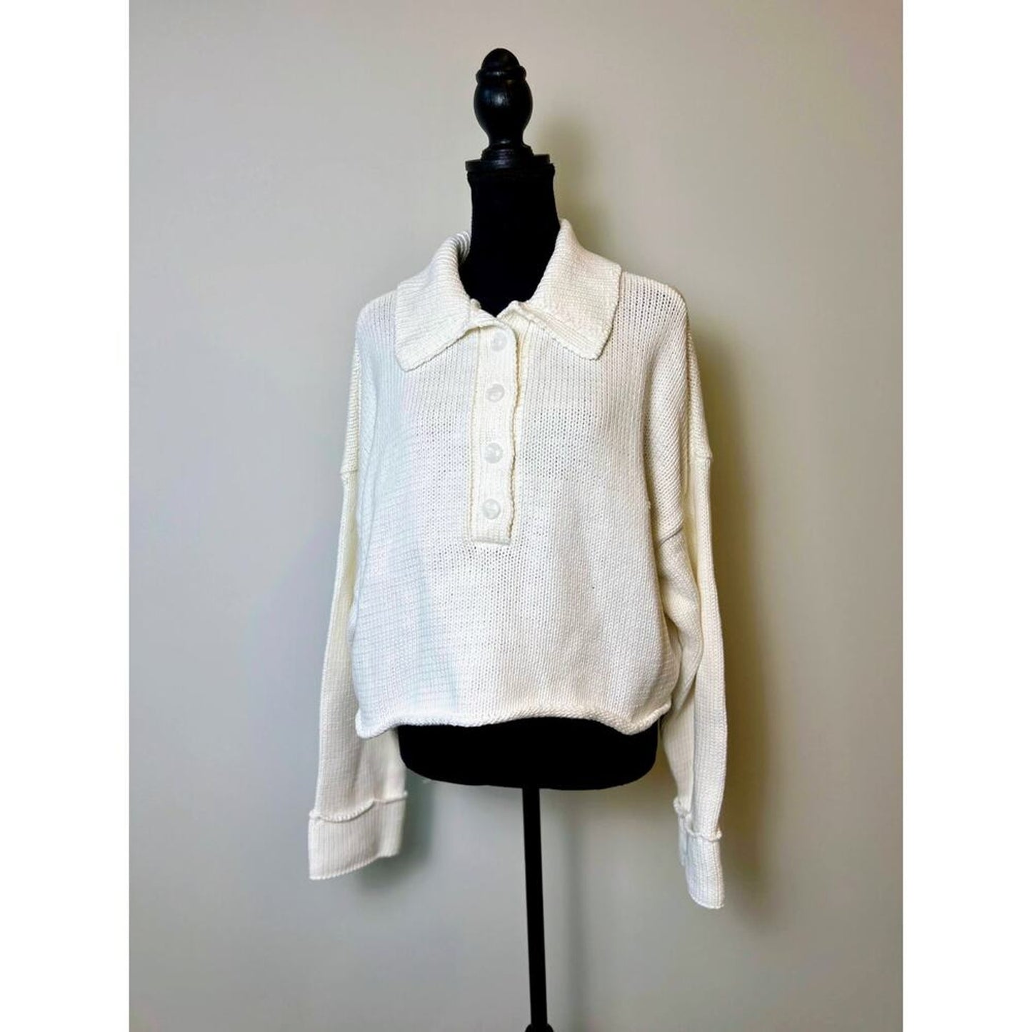 Show Me Your Mumu Crawford Collared‎ Sweater in White Large Knit Button Front