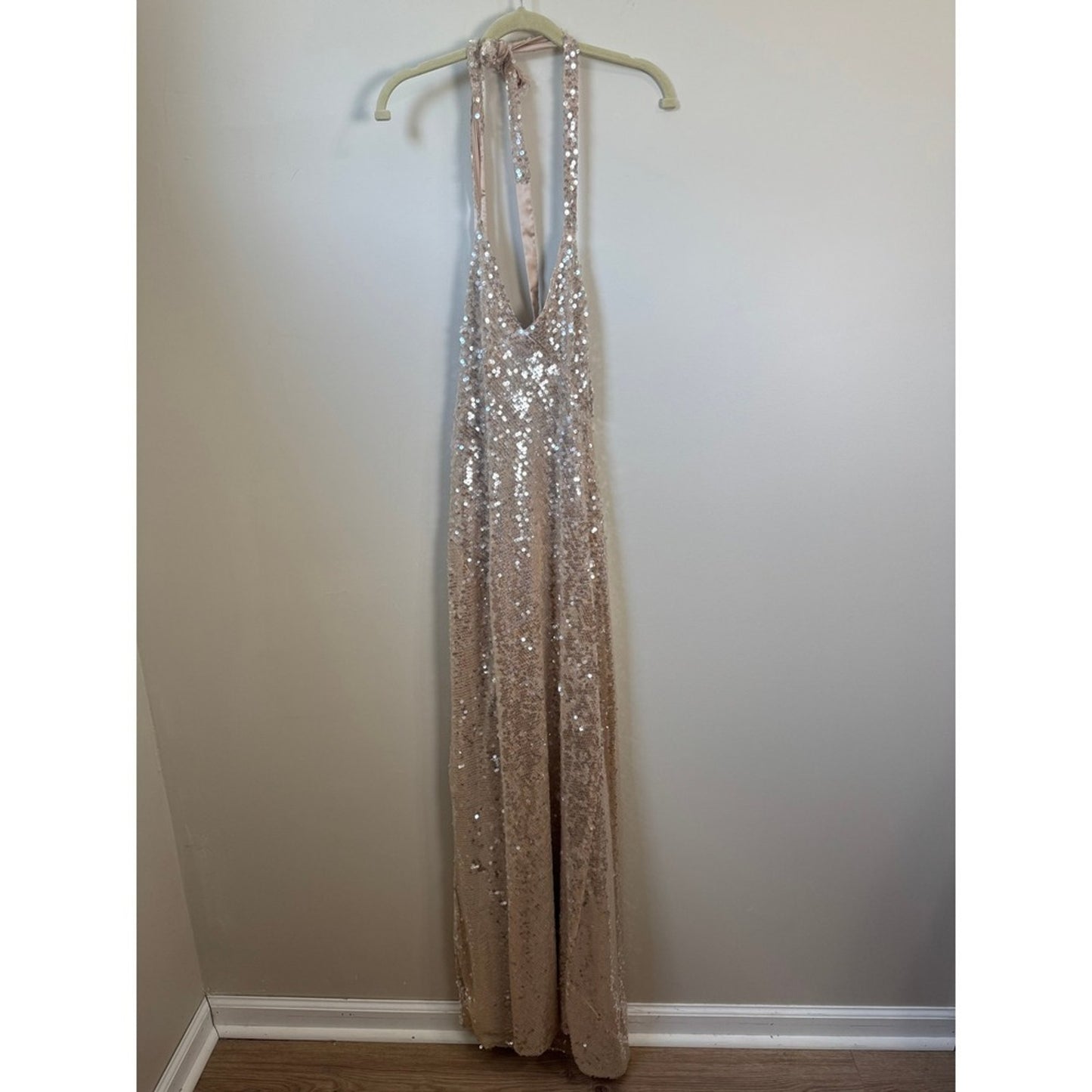 Show Me Your Mumu Sequin Maxi Dress Champagne Gold Halter Slit Gown Small