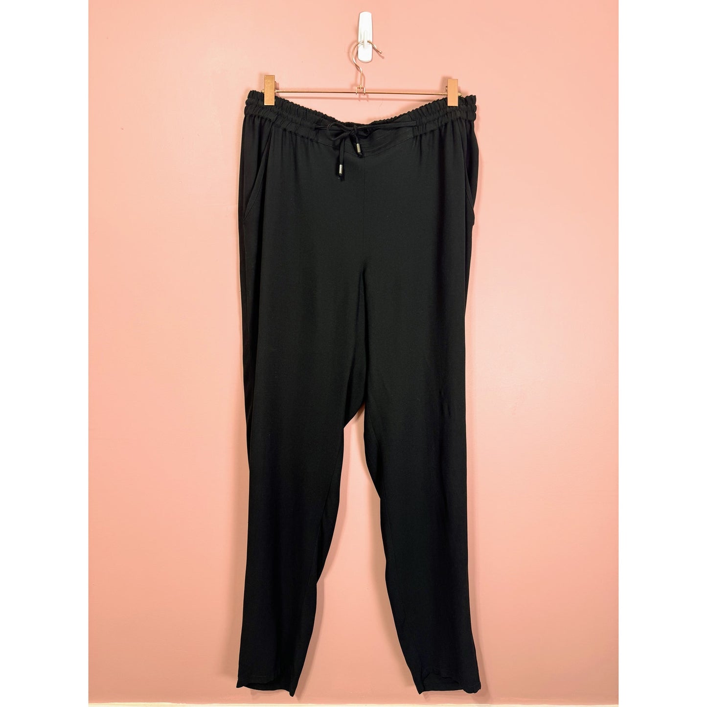 Eileen Fisher 100% Silk Pull-On Pants in Black Size Small
