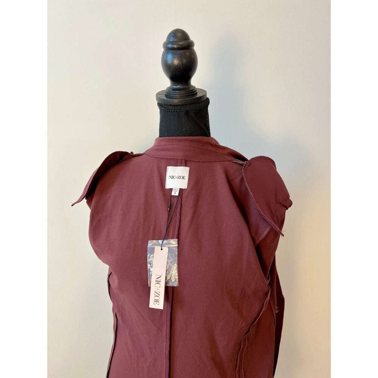 Nic + Zoe‎ The Avenue Blazer in Redwood Size 8 Button Front Stretch Formal Party