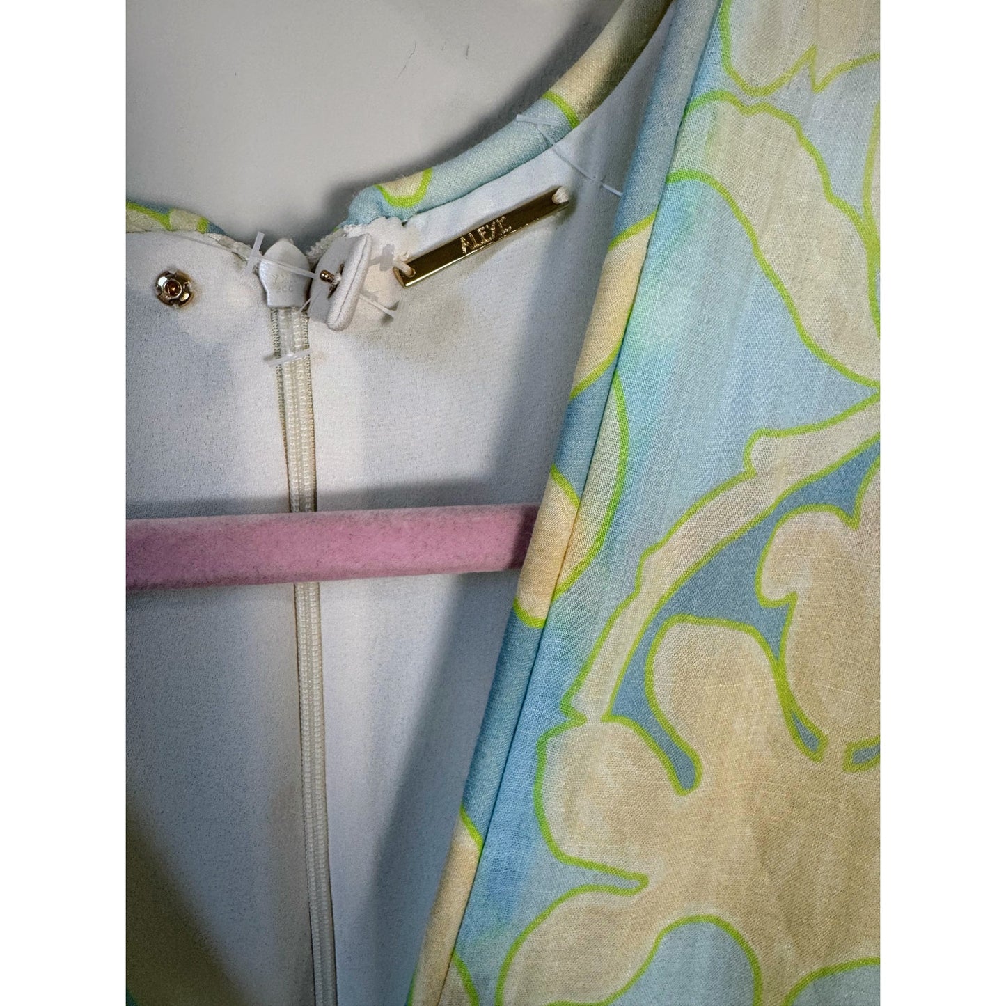 NEW Alexis Vilas Blue and Green Long Sleeve Printed Maxi Dress Size Small