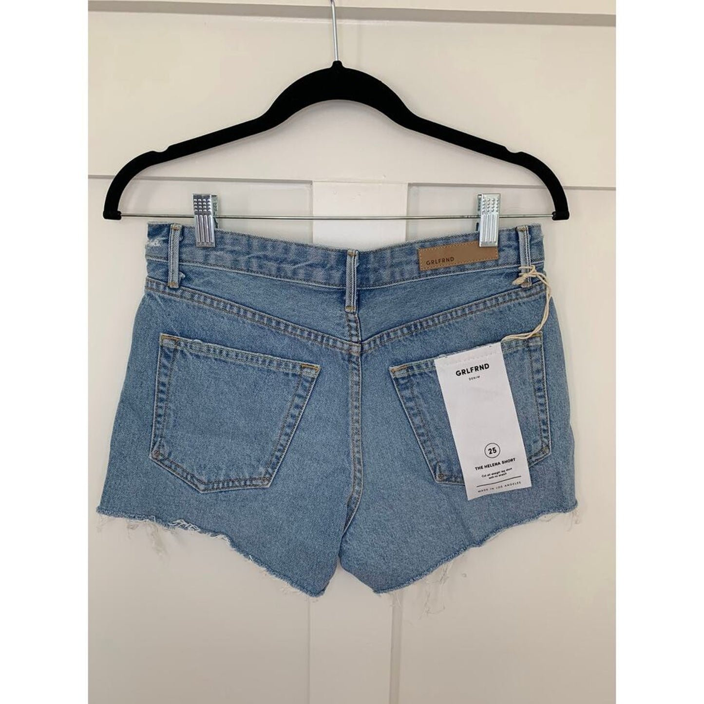 GRLFRND The Helena Short in Heartbeat Size 25 Button Fly Distressed Denim Cotton