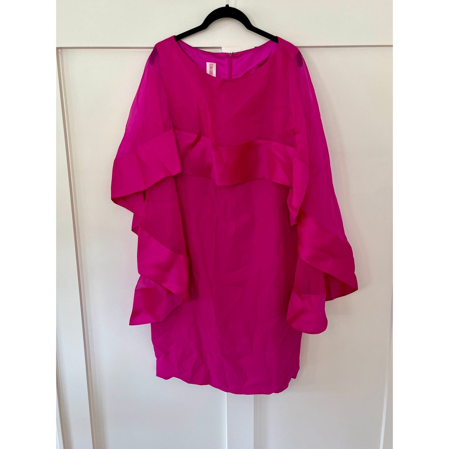 NEW Tom And Linda Platt Saturn Mother of the Bride Dress Hot Pink Size 10