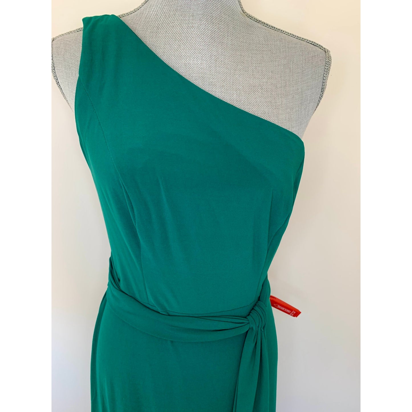MacDuggal Ieena One Shoulder Jersey Gown in Green Size 8 Maxi Sheath Belted
