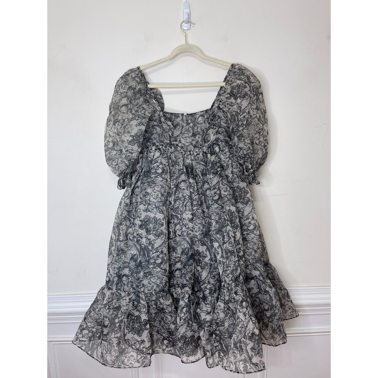 Selkie The French Puff Dress Small Navy Blue Floral Short Sleeve Square Neck