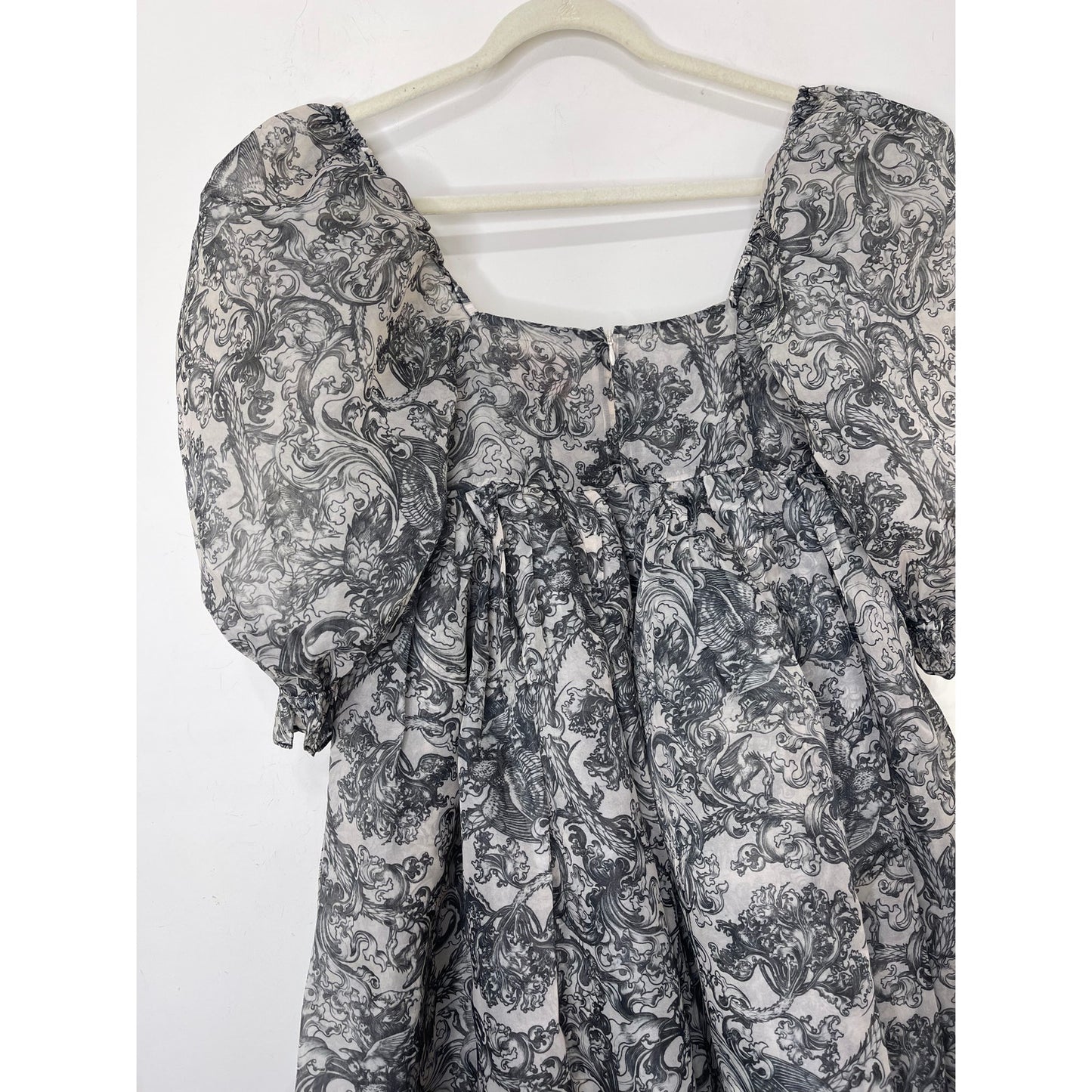 Selkie The French Puff Dress Small Navy Blue Floral Short Sleeve Square Neck