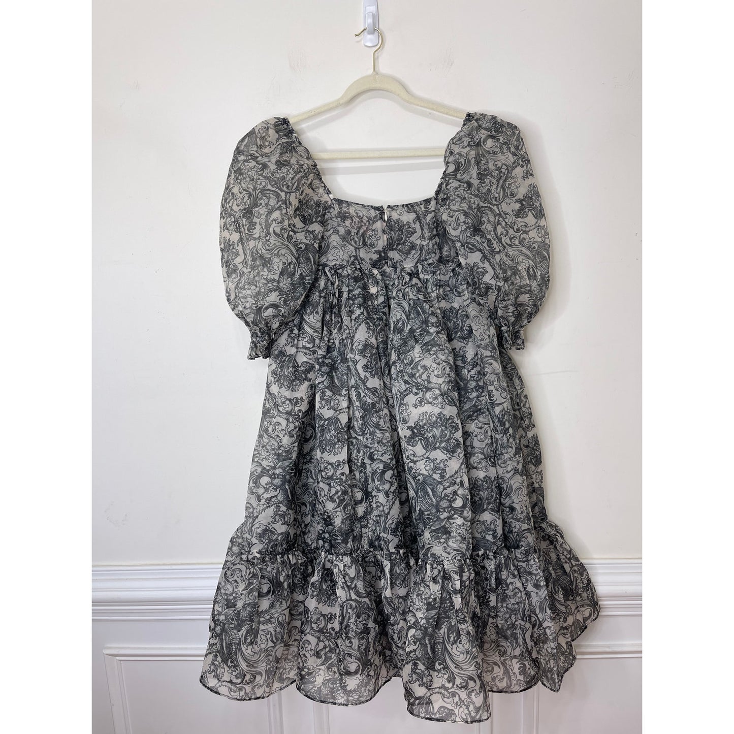 Selkie The French Puff Dress Small Navy Blue Floral Short Sleeve Square Neck