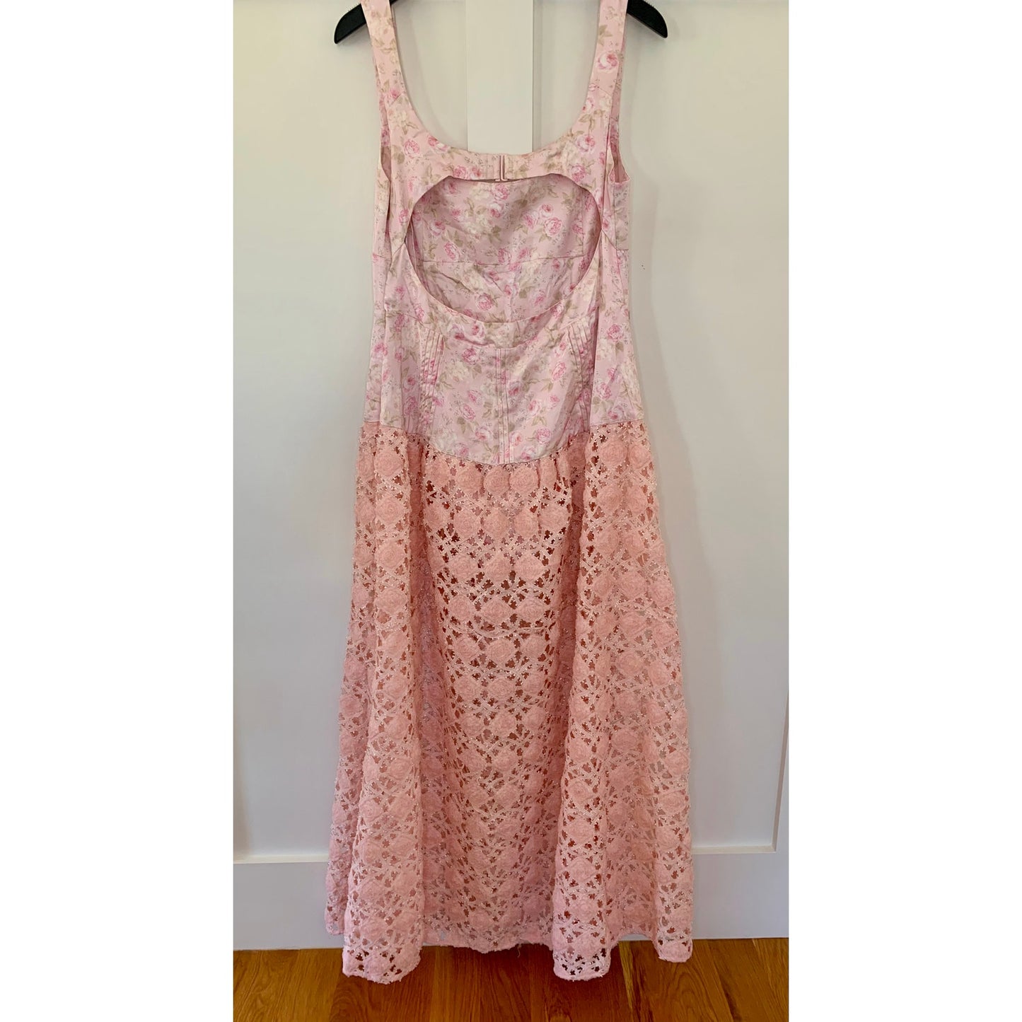 For Love & Lemons Pink Floral Maxi Dress Size XL Sleeveless Pleated Open Back