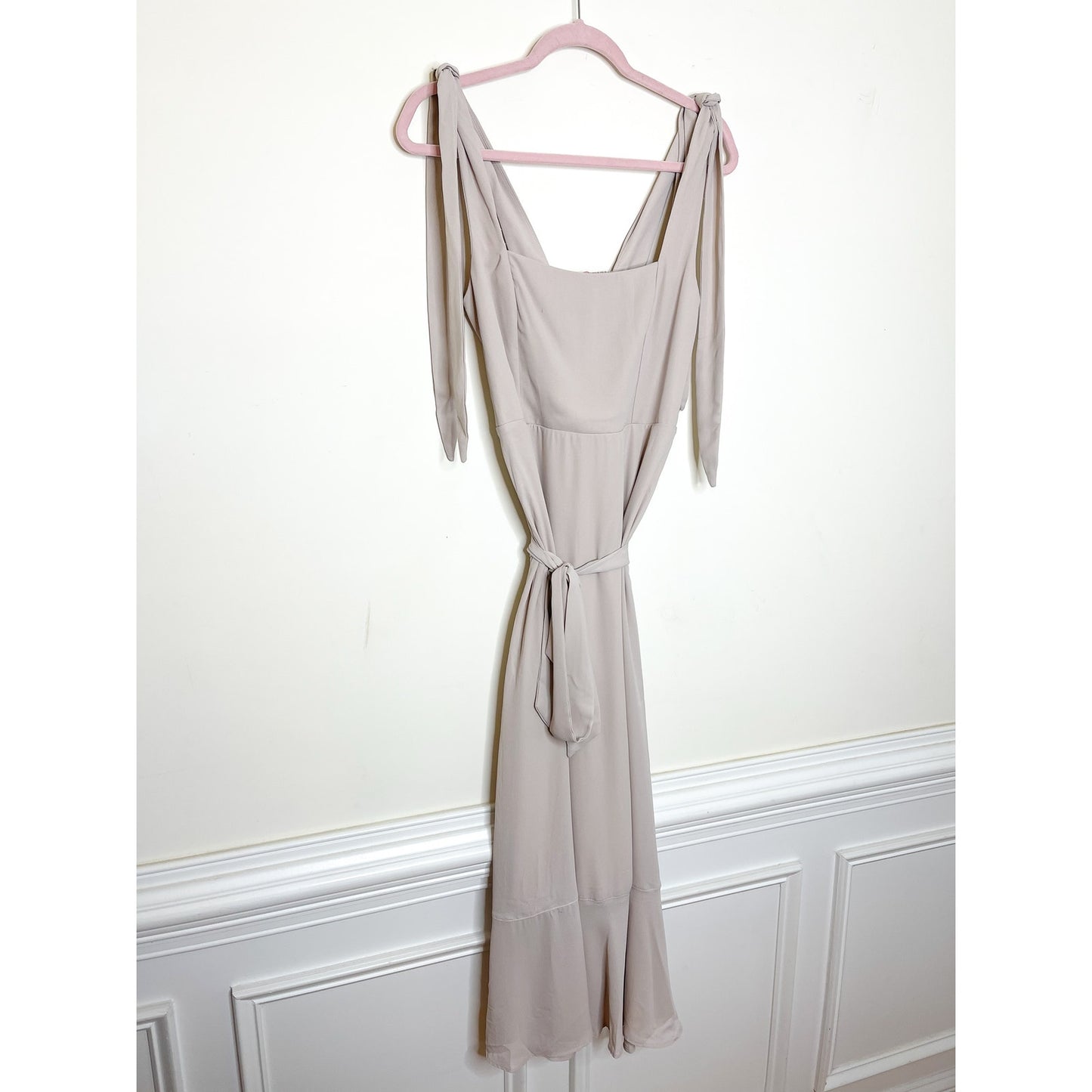 Show Me Your Mumu Claire Midi Dress in Soft Beige Chiffon Size Medium