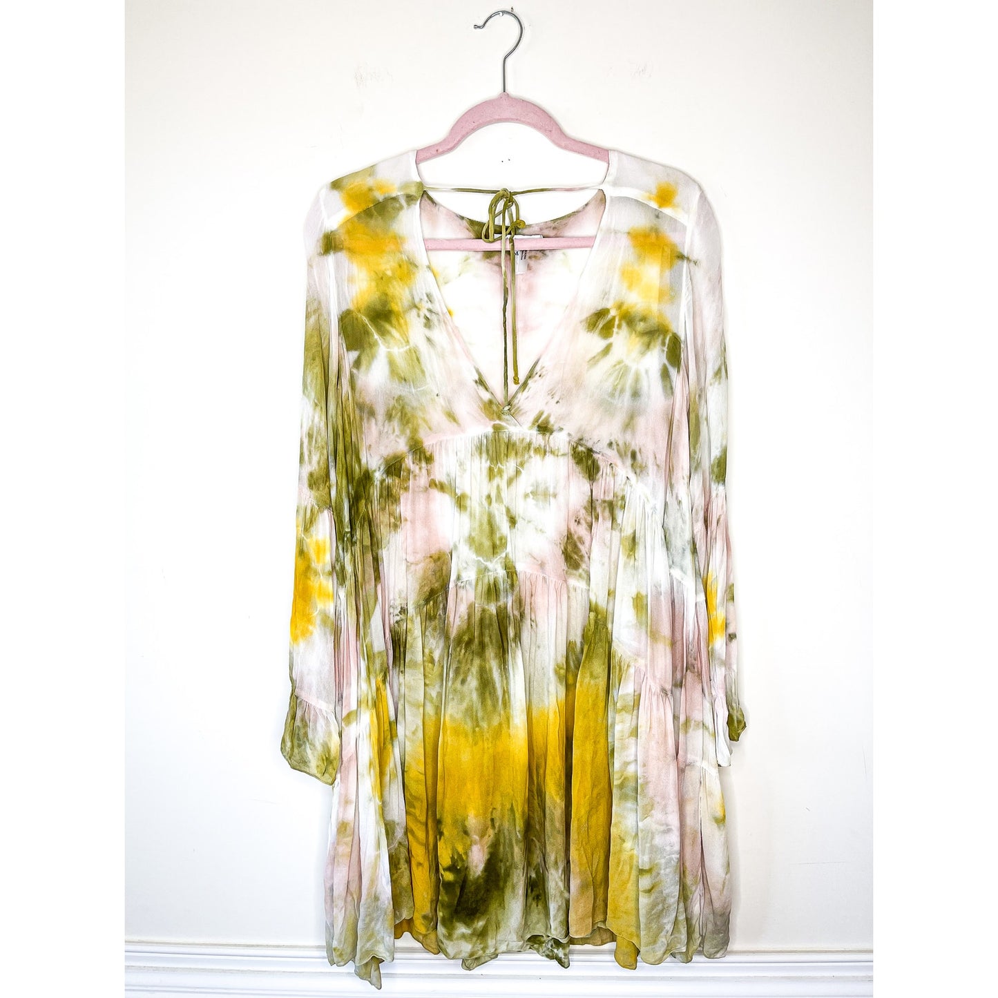 Young, Fabulous and Broke Rosa Mini Dress Size Medium
