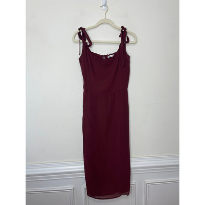 Reformation Besse Midi Dress in Plum Size 10 Sleeveless Lined Lace Tie Smocked