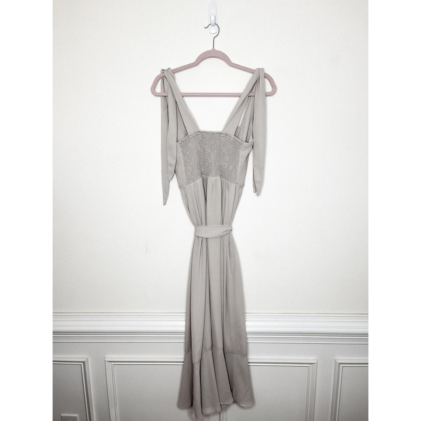 Show Me Your Mumu Claire Midi Dress in Soft Beige Chiffon Size Medium