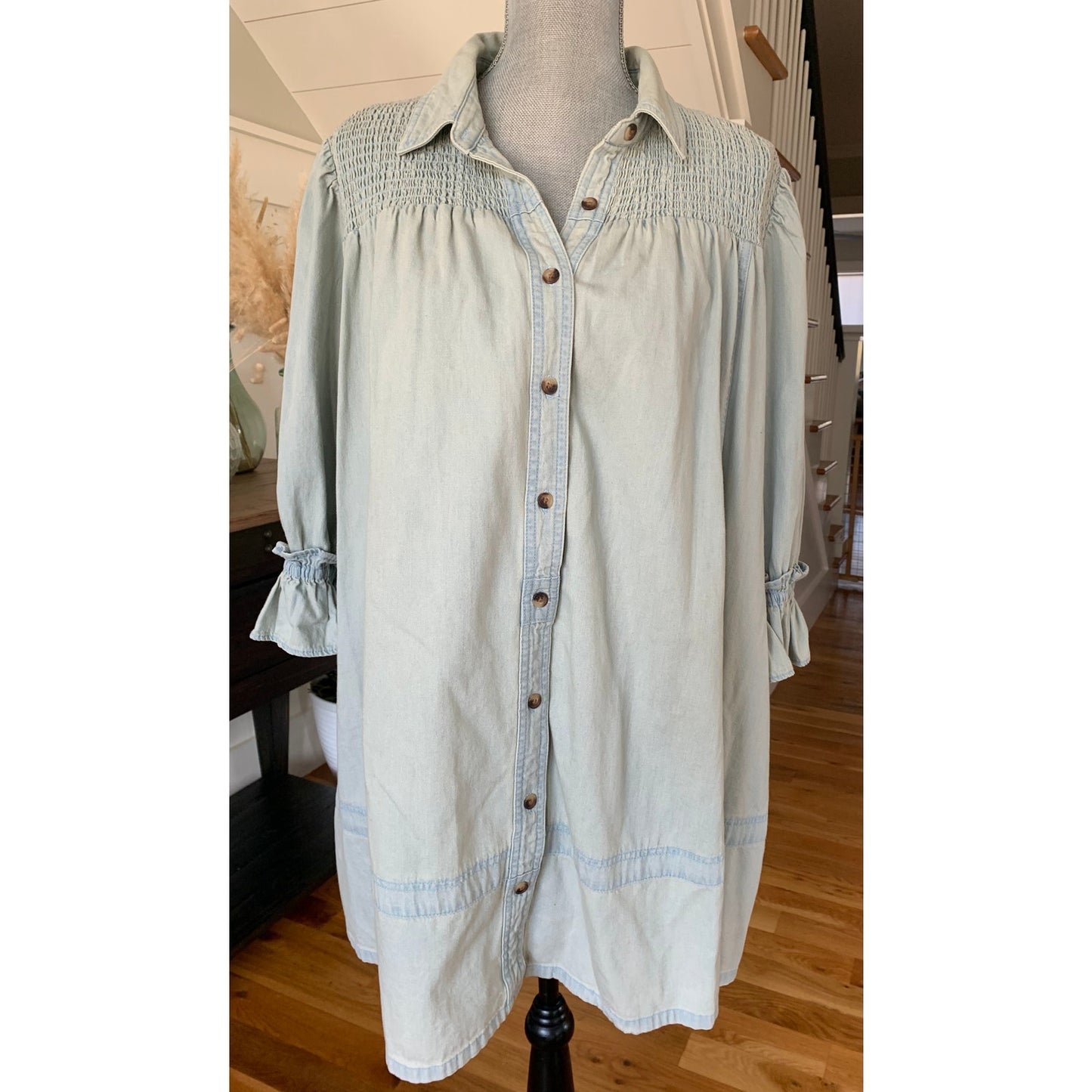Free People Chambray Shirt Dress in Light Blue Medium Button Front 3/4 Sleeve